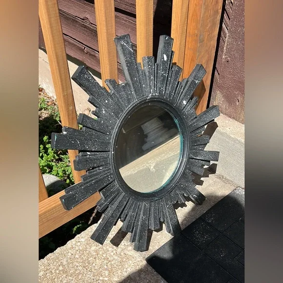 mirror - Picture 2 of 3